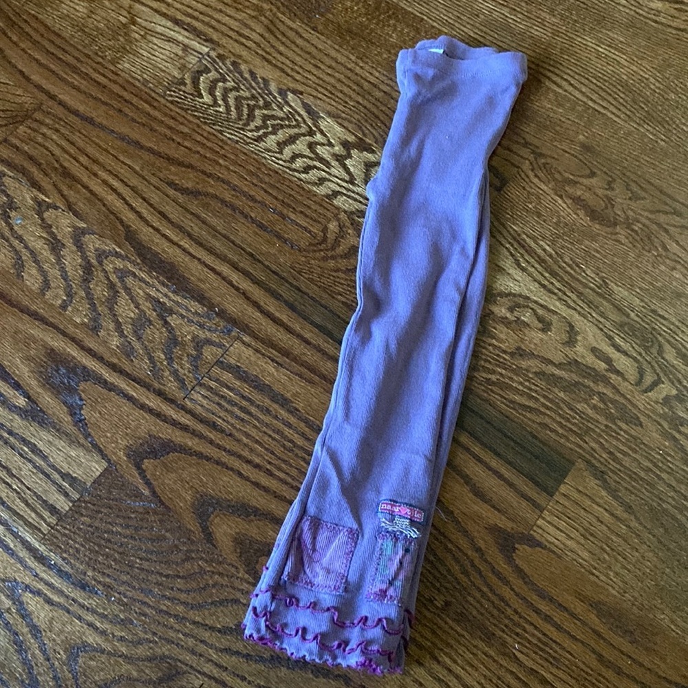 The cutest girls leggings!